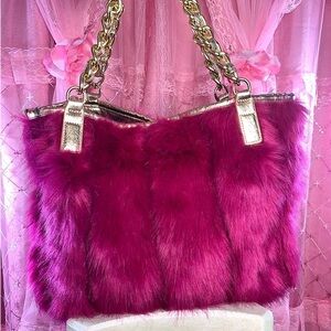 BETSEY JOHNSON fuchsia faux fur purse
